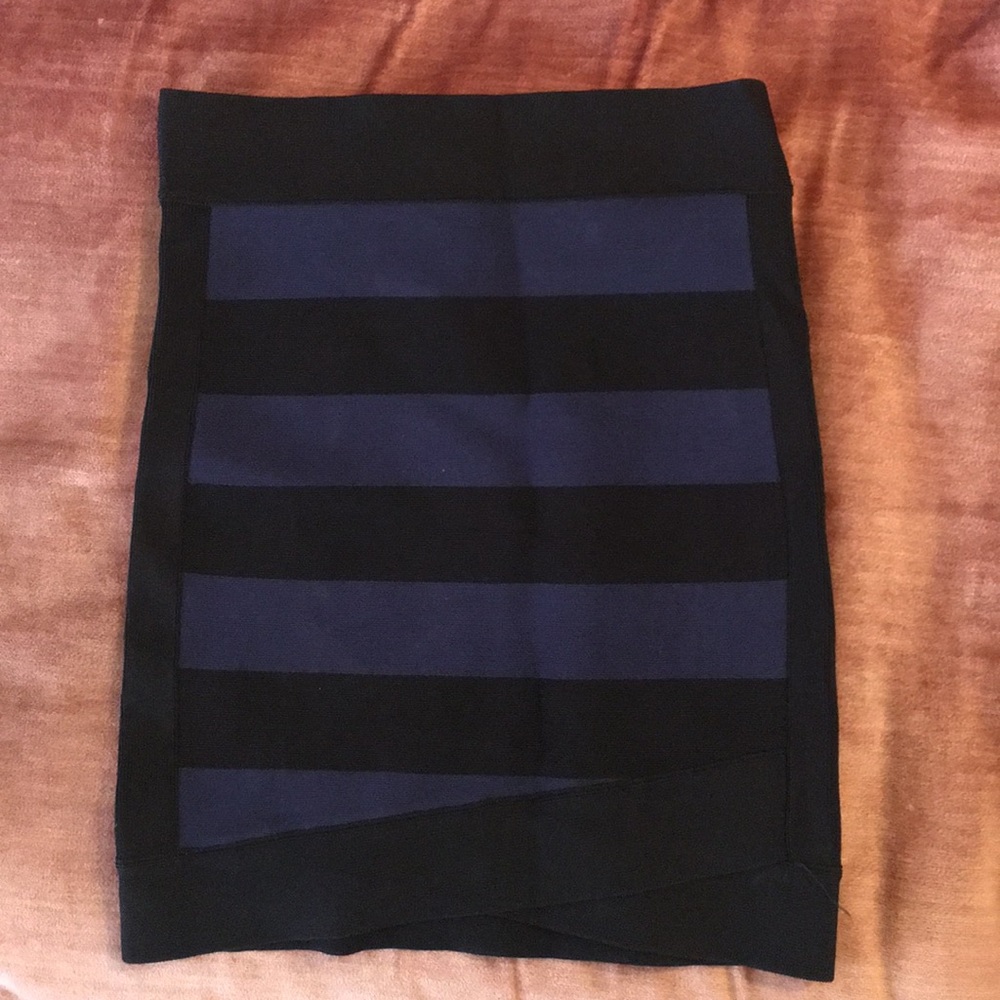 BCBG skirt